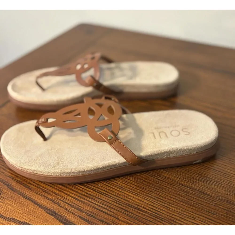Naturalizer Soul Janice Brown Cognac Thong Sandals Women's Size 10M Flat